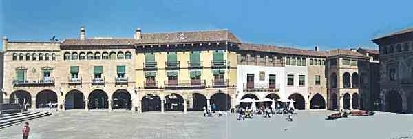 PRAÇA MAİOR DO “POBLE ESPANYOL”